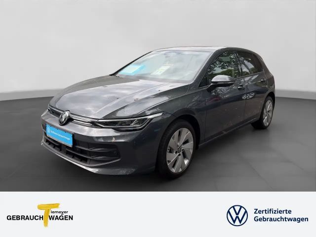 Volkswagen Golf 1.5 eTSI DSG LIFE ACC PDC+ LM17 KAMERA 2026 Benzine