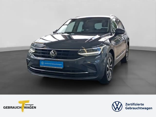 Volkswagen Tiguan 1.5 TSI ACTIVE AHK LED NAVI PRIVACY 2022 Benzine