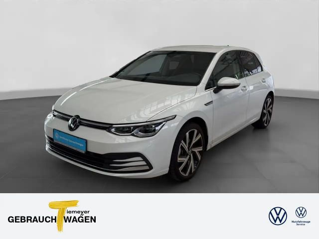 Volkswagen Golf 1.5 TSI STYLE LED+ REAR VIEW NAVI SITZHZ LM 2025 Benzine