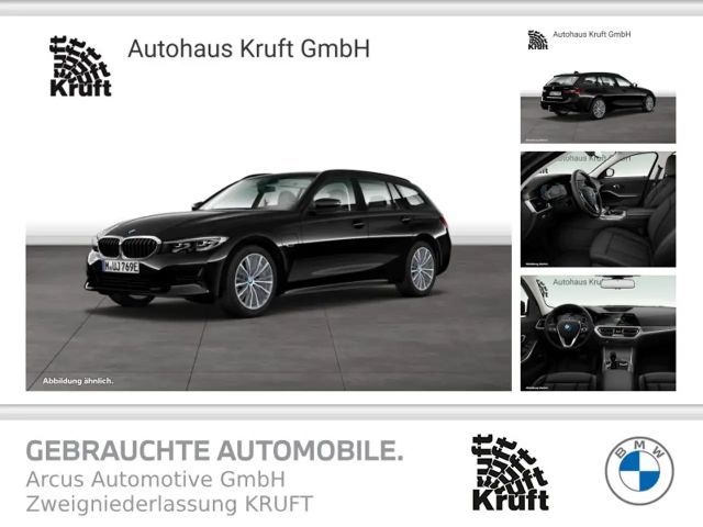 BMW 320 e Touring AUTOM+DAB+AHK+LC PROF 2022 Hybride / Benzine