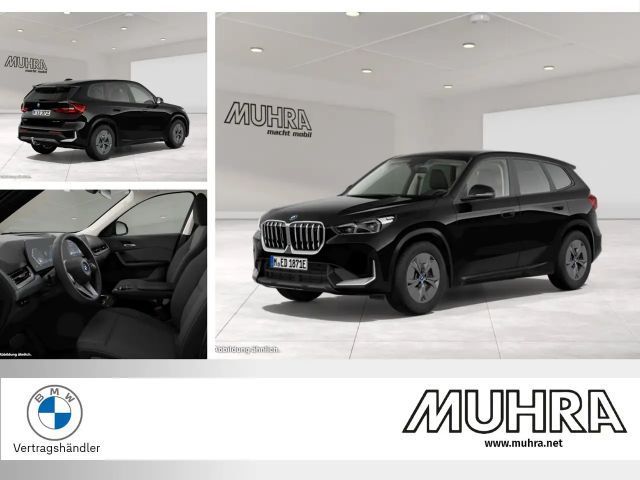 BMW iX1 xDrive30 17" AHK Parkass. Adapt. Fahrwerk 2023 Elektrisch