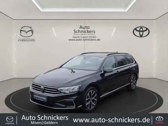 Volkswagen Passat Variant GTE+BUSINESS-P+NAV+AHK+8FACH !! 2022 Hybride / Benzine