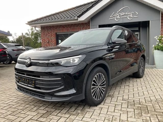 Volkswagen Tiguan 1.5 eTSI GOAL,Kamera,AHK,IQLight,Carplay 2025 Benzine