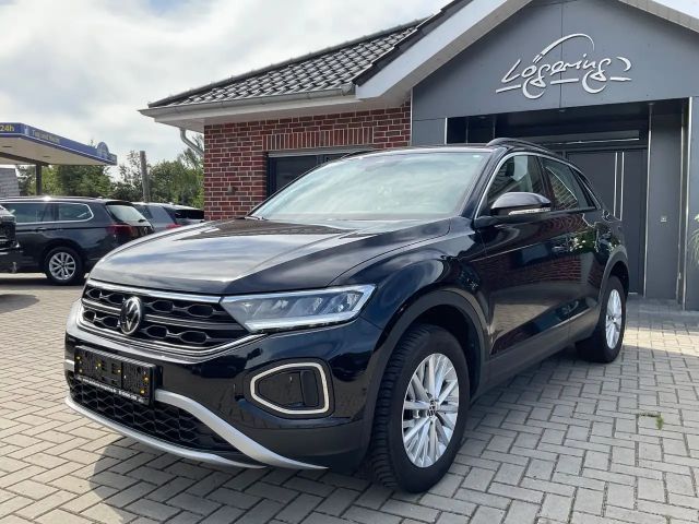 Volkswagen T-Roc 1.5 TSI DSG Life,LED,AHK,Navi 2025 Benzine