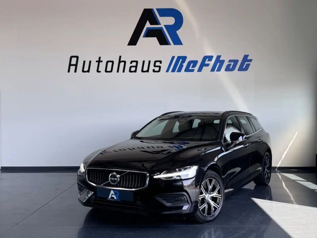 Volvo V60 B4 Kombi Core*DIGITAL*LED*SHZ*KAMERA*TOP* 2025 Benzine