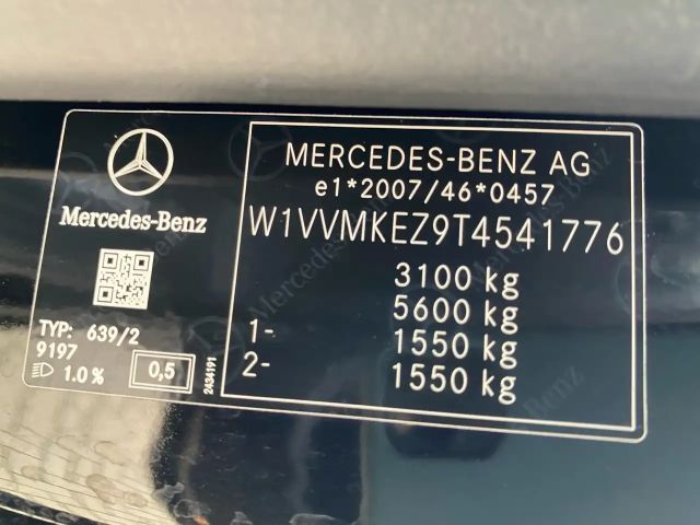 Mercedes-Benz V 250
