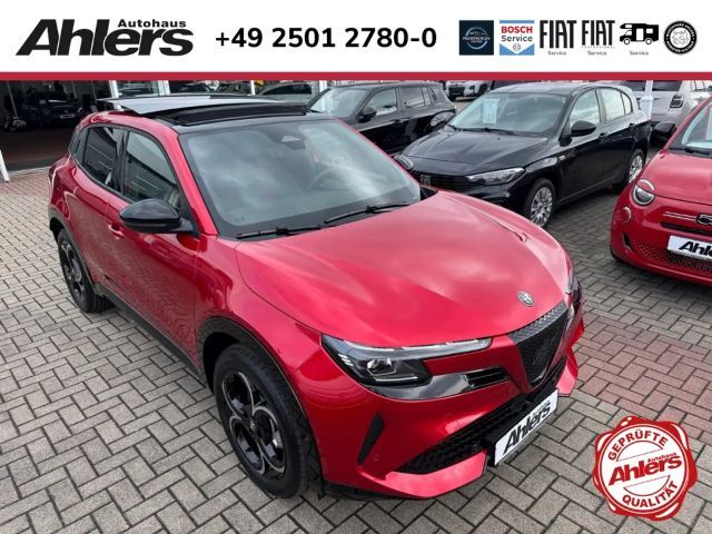 Alfa Romeo Junior Ibrida Ti+SCHIEBEDACH+NAVI+ELSITZE+ELHECK+ 2026 Benzine