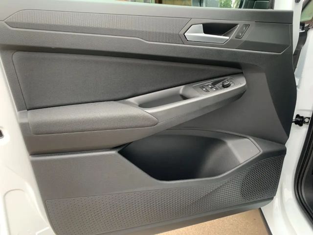 Ford Grand Tourneo