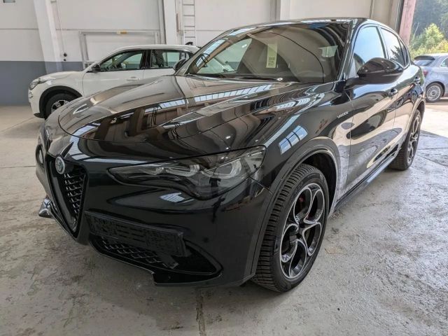 Alfa Romeo Stelvio Veloce Q4 Leder Brembo Kamera ACC AHK 2025 Diesel