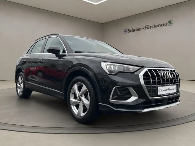 Audi Q3 35 TFSI 1.5 DSG (ACC/LED/Navi/AHK-Vorbereitung) 2022 Benzine