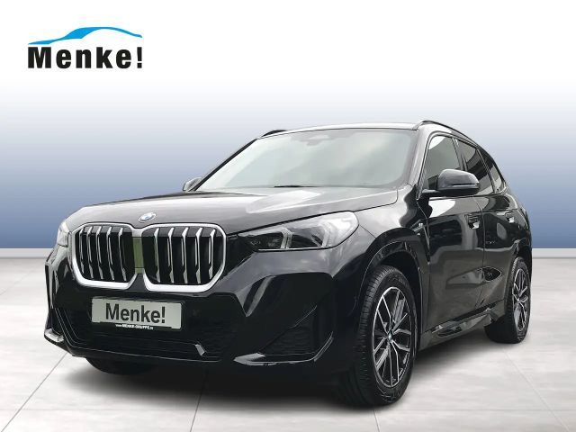 BMW X1 sDrive18i M Sportpaket HK HiFi DAB LED Shz 2025 Benzine