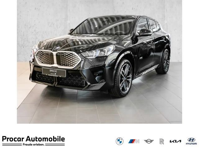 BMW iX2 xDrive30 M Sport RFK NAVI Standh. LED DAB 2026 Elektrisch