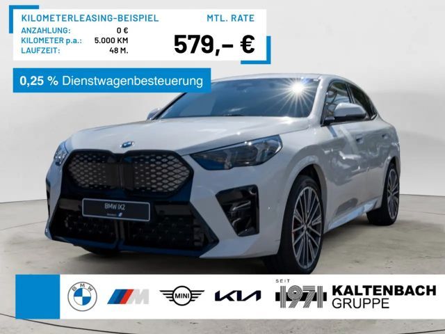 BMW iX2 eDrive20 M-Sport Pro LED AHK NAVI KAMERA 2026 Elektrisch