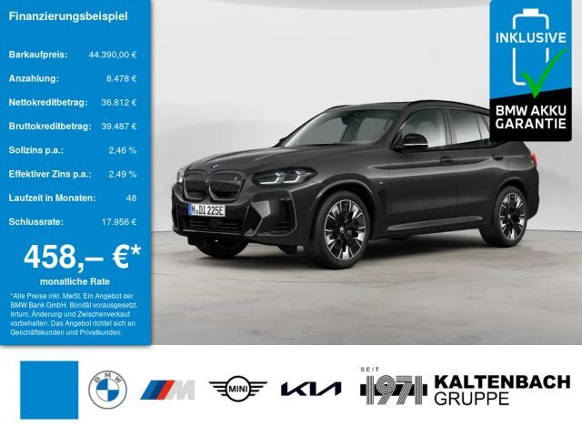 BMW iX3 Impressive FACEL. PANO AHK HUD 360° LED 2024 Elektrisch
