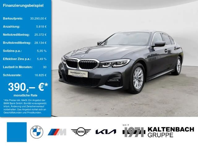 BMW 320 i M-Sport LED NAVI KAMERA LEDER SHZ PDC 2022 Benzine