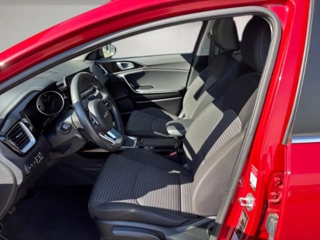 Kia Ceed / cee'd