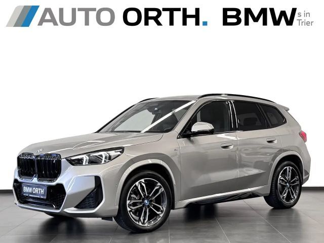 BMW iX1 X1 xDrive30 M-SPORT LC-PR PANO HUD ACC 360° AHK 2023 Elektrisch