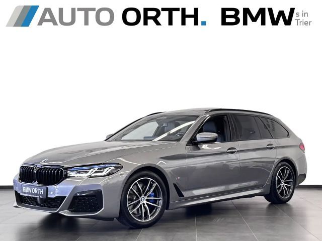 BMW 530 i Touring M-SPORT-PRO LEDER PANO ACC SITZLÜFT 2023 Benzine