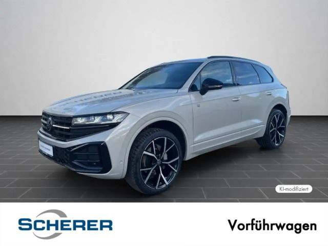Volkswagen Touareg R-Line Black Style, Final Edition, Panor 2026 Diesel