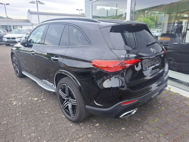 Mercedes-Benz GLC 200