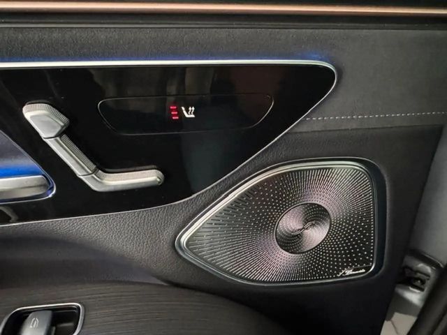 Mercedes-Benz EQS SUV