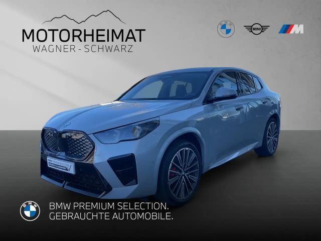 BMW iX2 eDrive20 M Sport Pro 20" HUD 360°H/K AHK 2026 Elektrisch