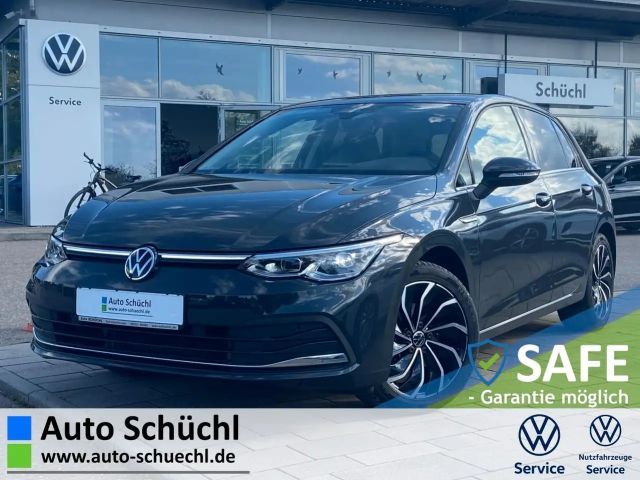 Volkswagen Golf 1.5 eTSI DSG Style APP-CONNECT+ACTIVE-INFO+ 2023 Benzine