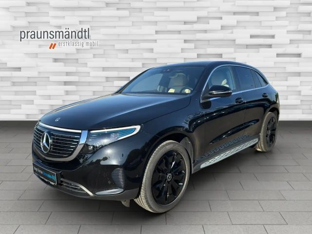 Mercedes-Benz EQC 400 4M GlasSD+AHK+Kamera+Multibea+Trittb+20" 2022 Elektrisch