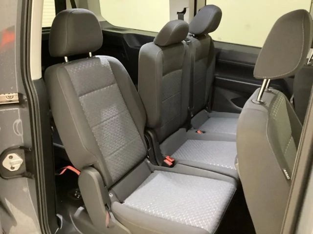 Ford Grand Tourneo