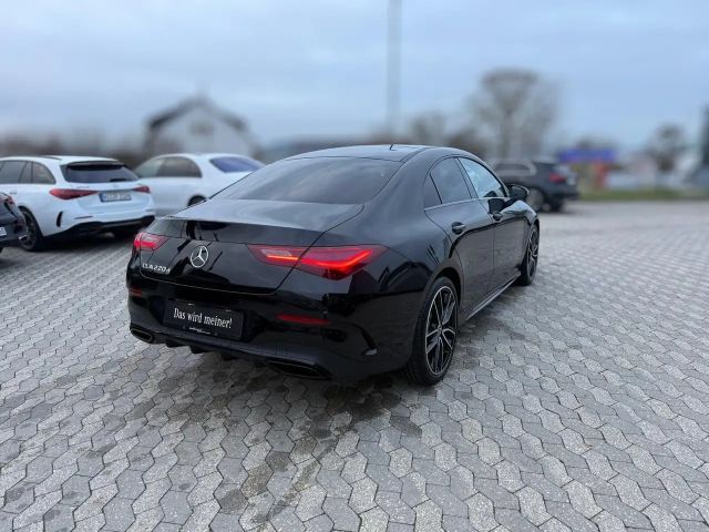 Mercedes-Benz CLA 220