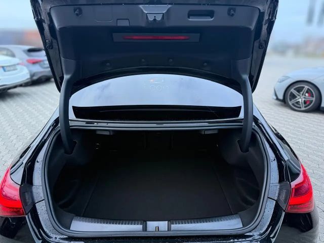 Mercedes-Benz CLA 220