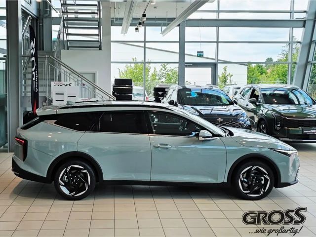 Kia K4
