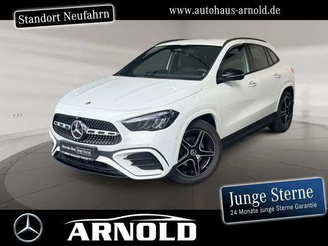 Mercedes-Benz GLA 220 4M AMG-Line Standhzg. Night-P. el-Klappe AMG Line AMG Styling/Night-Paket/Navi/KeylessGo/Standheizung/Autom./Klima/LED 2025 Benzine