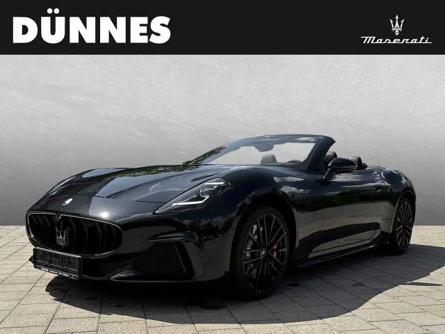 Maserati GranCabrio Trofeo - Maserati Regensburg 2026 Benzine