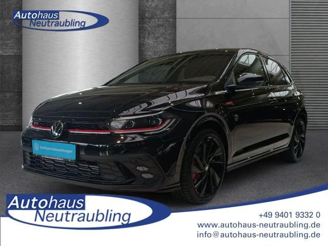 Volkswagen Polo 2.0 TSI "GTI" 207 PS DSG+NAVI+REARVIEW+SHZ+ 2026 Benzine