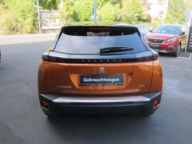 Peugeot e-2008