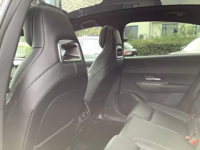 Mazda 6e