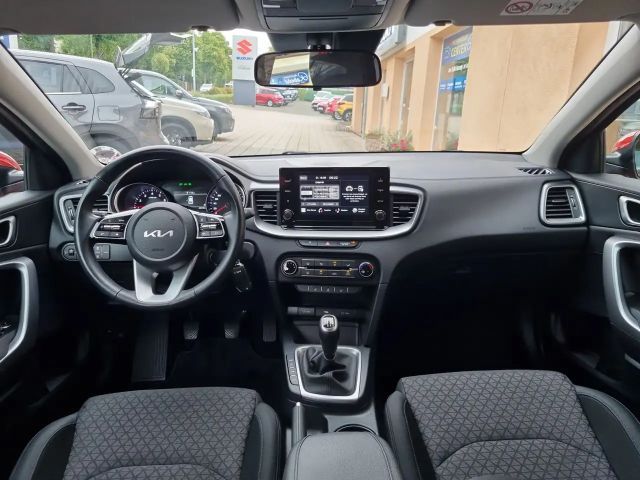 Kia Ceed / cee'd