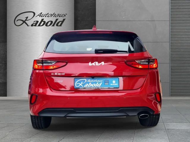 Kia Ceed / cee'd