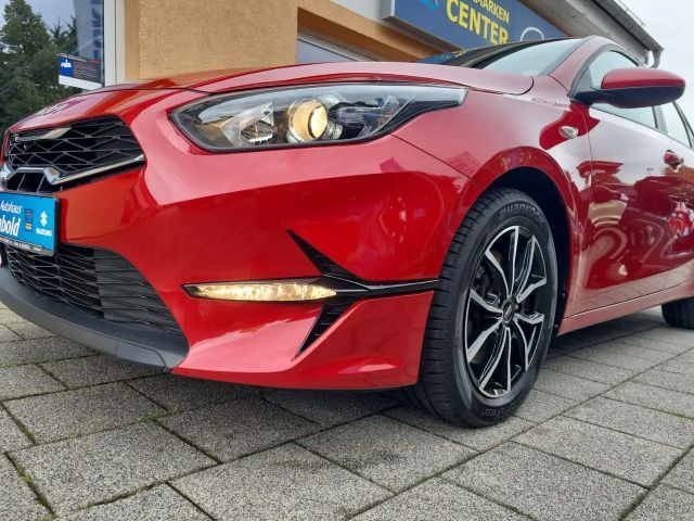 Kia Ceed / cee'd