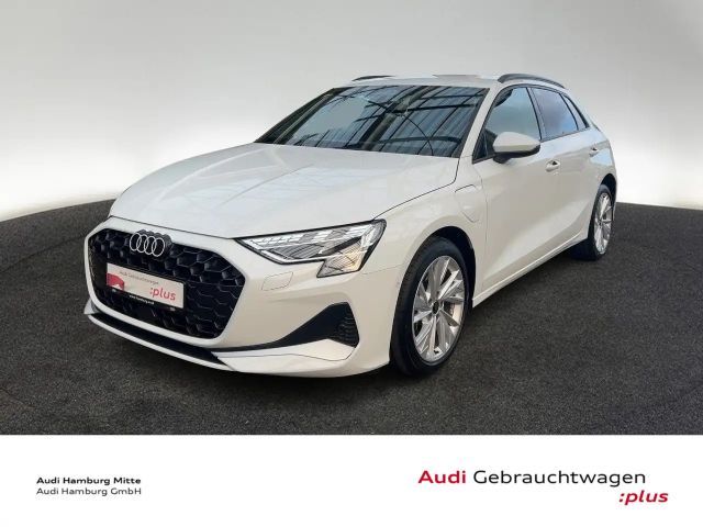 Audi A3 1.5 TFSI e advanced S tronic 2026 Hybride / Benzine