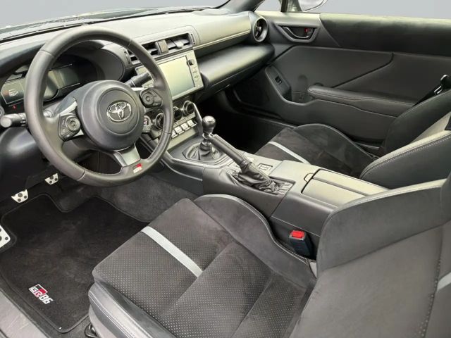 Toyota GR86