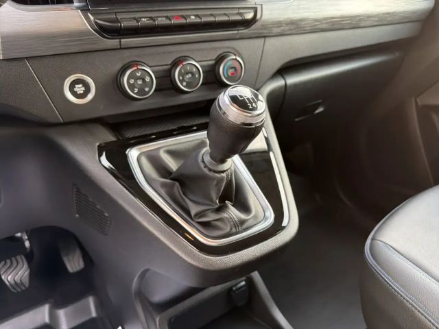 Nissan Townstar
