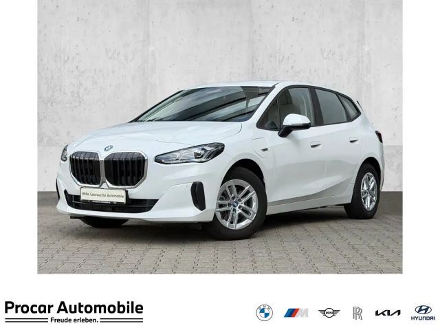 BMW 225 e xDrive AdapLED Navi PA RFK DAB Shz 2022 Hybride / Benzine