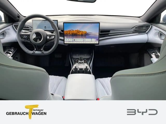 BYD Seal