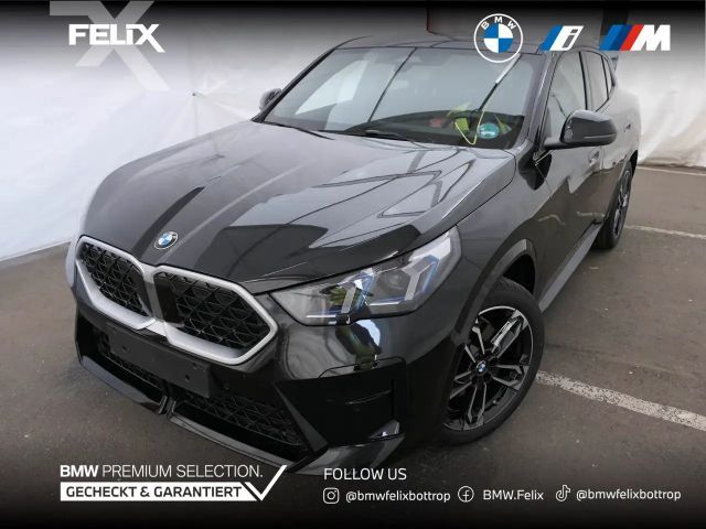 BMW X2 sDrive20i M SPORTPAKET+19"ALU+ANH.KUPPLUNG 2025 Benzine