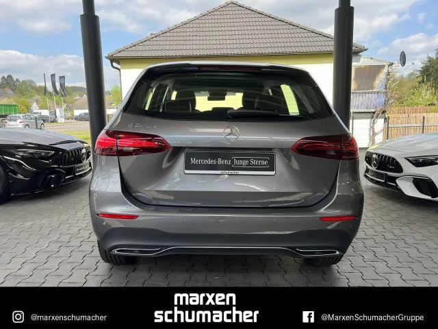 Mercedes-Benz B 250