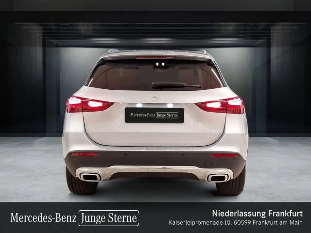 Mercedes-Benz GLA 180