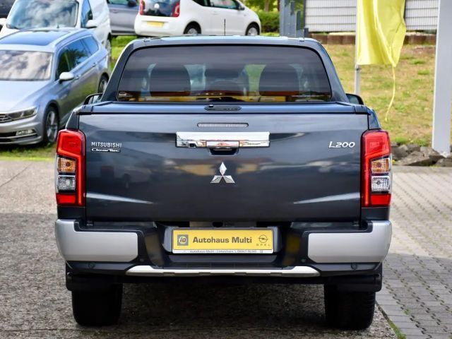 Mitsubishi L200