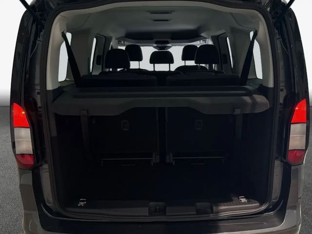 Ford Grand Tourneo